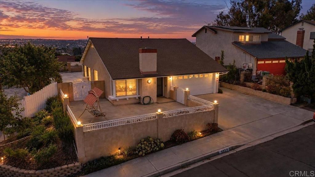 6859 Paris Way, San Diego, CA 92139