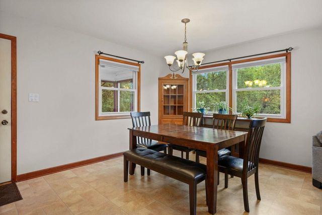 1650 Mayfield Lane, Madison, WI 53704