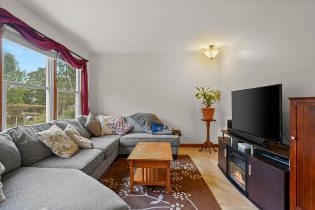 1650 Mayfield Lane, Madison, WI 53704