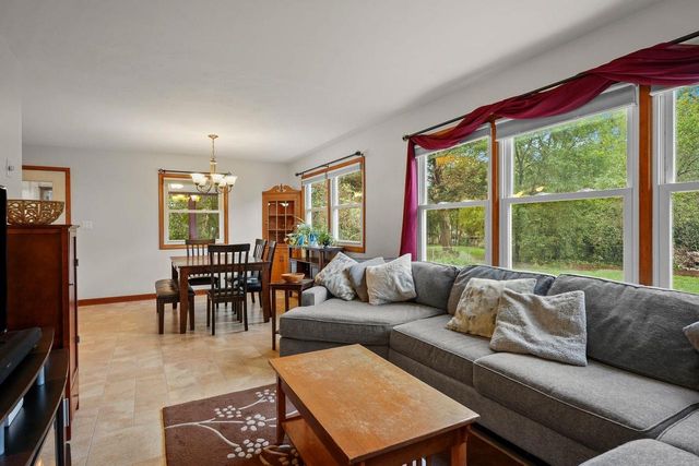 1650 Mayfield Lane, Madison, WI 53704
