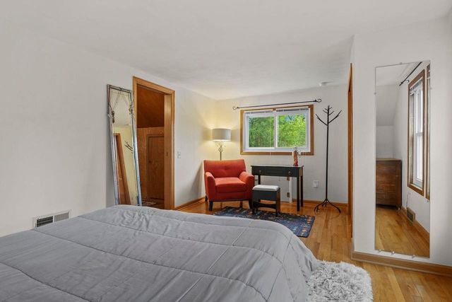 1650 Mayfield Lane, Madison, WI 53704