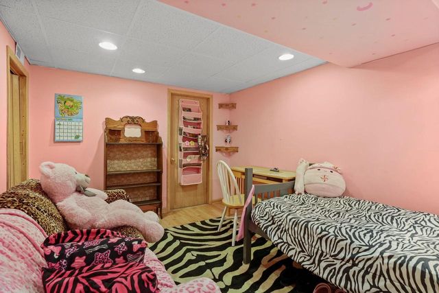 1650 Mayfield Lane, Madison, WI 53704