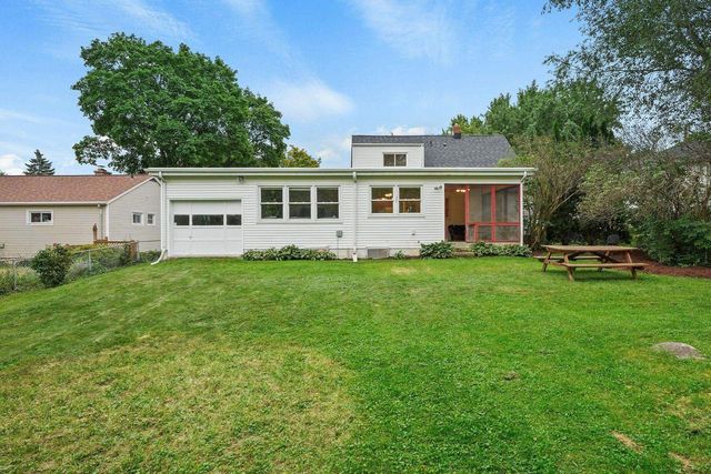 1650 Mayfield Lane, Madison, WI 53704