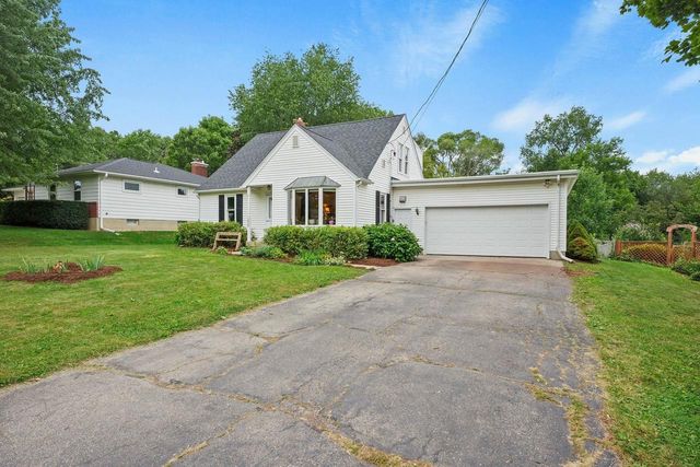 1650 Mayfield Lane, Madison, WI 53704