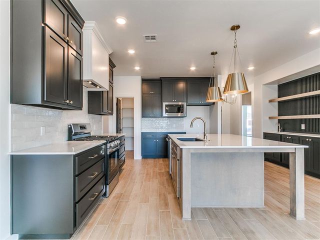 6708 NW 143rd Circle, Oklahoma City, OK 73142