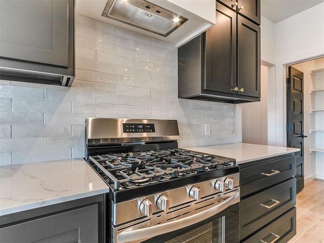 6708 NW 143rd Circle, Oklahoma City, OK 73142