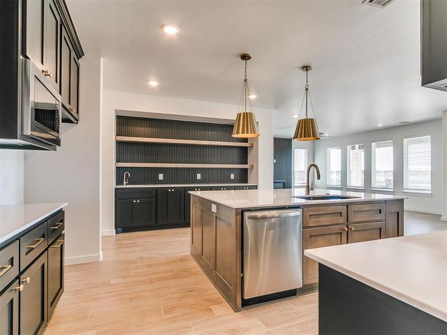 6708 NW 143rd Circle, Oklahoma City, OK 73142