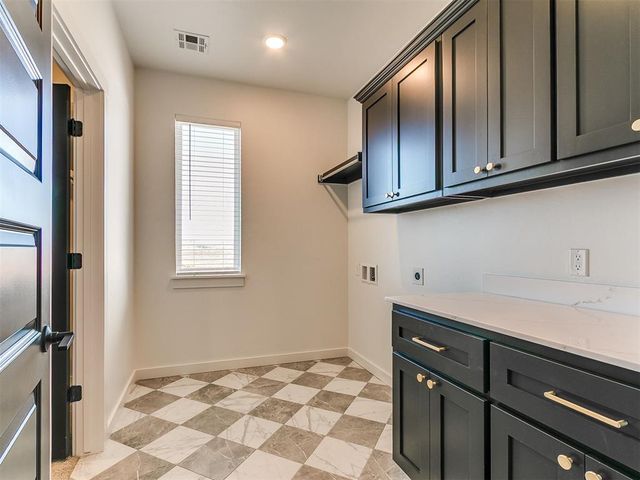 6708 NW 143rd Circle, Oklahoma City, OK 73142