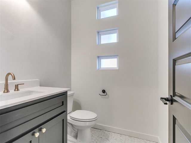 6708 NW 143rd Circle, Oklahoma City, OK 73142