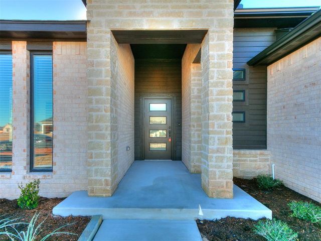 6708 NW 143rd Circle, Oklahoma City, OK 73142