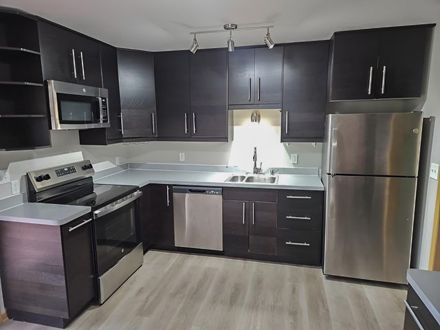 1771 City Heights Drive, Maplewood, MN 55117