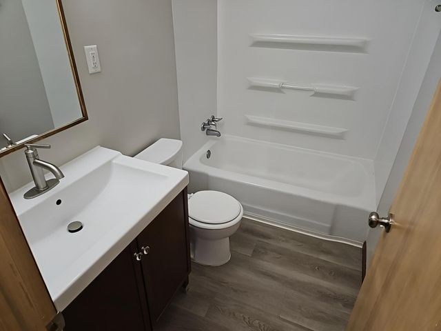 1771 City Heights Drive, Maplewood, MN 55117