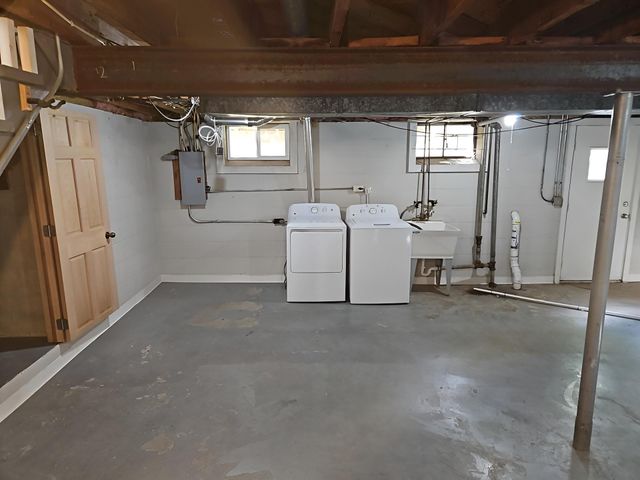 1771 City Heights Drive, Maplewood, MN 55117