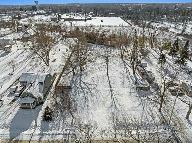 3418 Byers Street, Burton, MI 48519