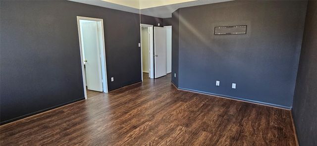 919 Yorkshire Hollow, Fresno, TX 77545