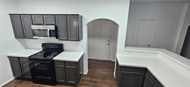 919 Yorkshire Hollow, Fresno, TX 77545