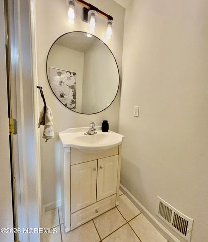 820 Elwood Street, Forked River, NJ 08731