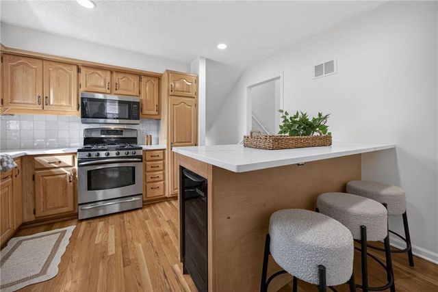 1809 S Arrowhead Drive, Olathe, KS 66062