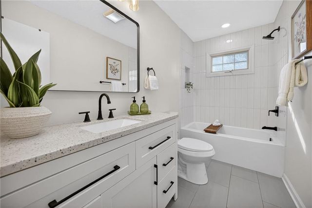 1809 S Arrowhead Drive, Olathe, KS 66062