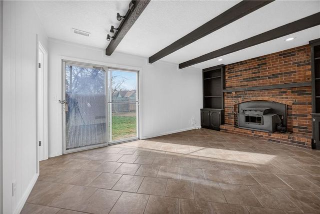 1809 S Arrowhead Drive, Olathe, KS 66062