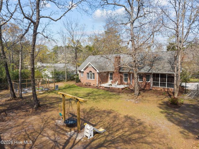 222 Hughes Road, Hampstead, NC 28443