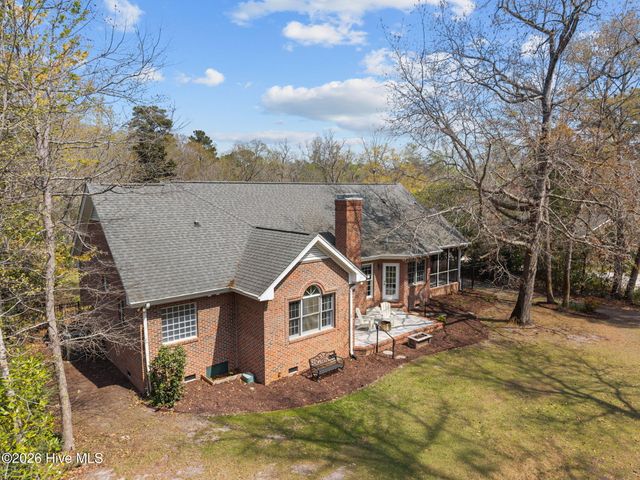 222 Hughes Road, Hampstead, NC 28443