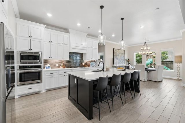701 Maple Hill Road, Norman, OK 73069
