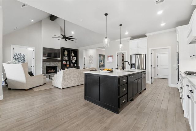 701 Maple Hill Road, Norman, OK 73069