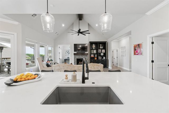 701 Maple Hill Road, Norman, OK 73069
