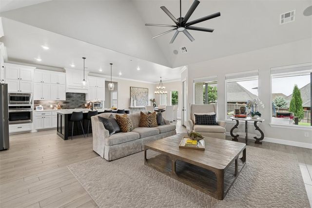 701 Maple Hill Road, Norman, OK 73069