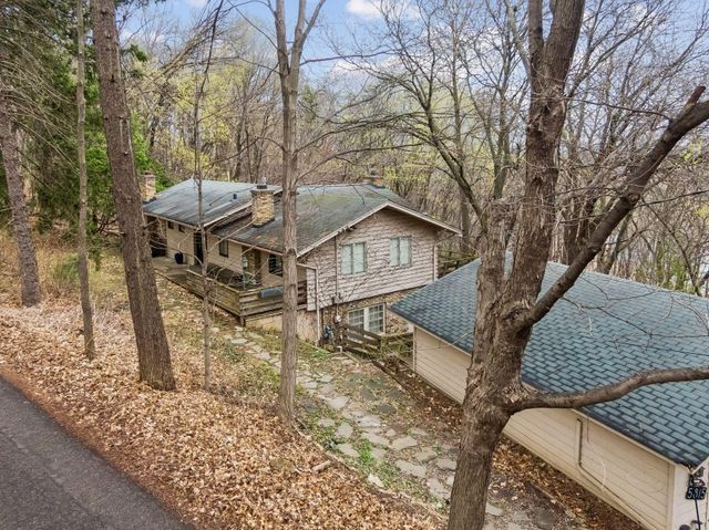 5815 Ridge Road, Shorewood, MN 55331
