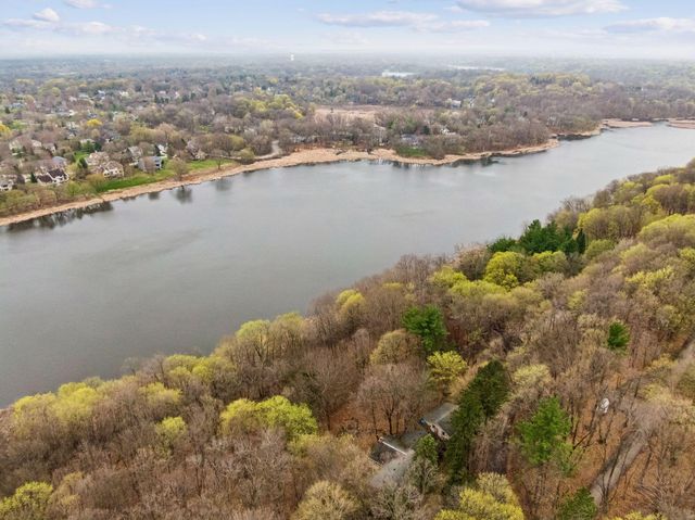 5815 Ridge Road, Shorewood, MN 55331