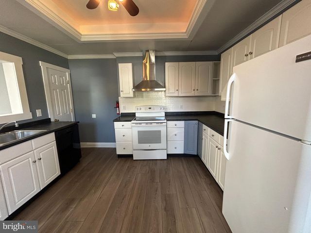 21 COLUMBIA AVE, Trenton, NJ 08618