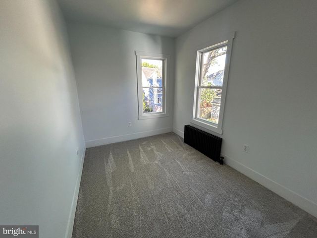 21 COLUMBIA AVE, Trenton, NJ 08618