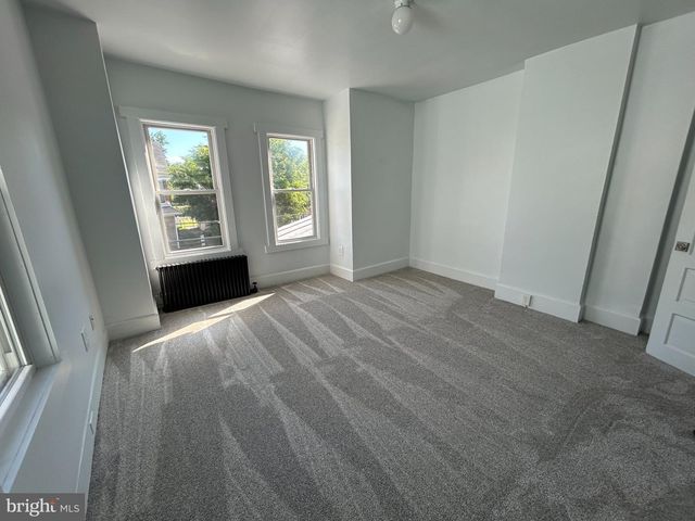 21 COLUMBIA AVE, Trenton, NJ 08618