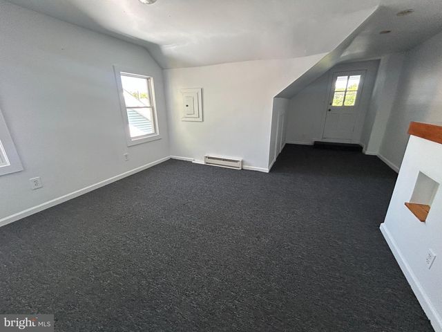 21 COLUMBIA AVE, Trenton, NJ 08618