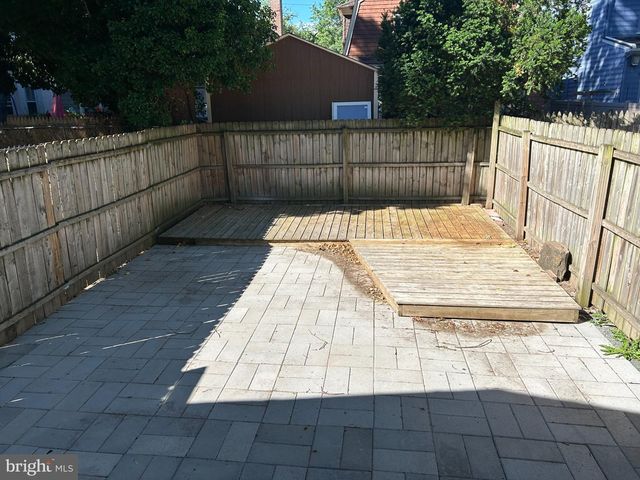 21 COLUMBIA AVE, Trenton, NJ 08618