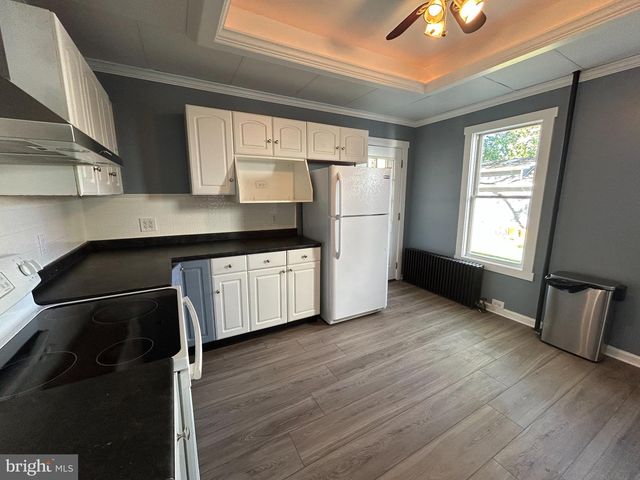 21 COLUMBIA AVE, Trenton, NJ 08618