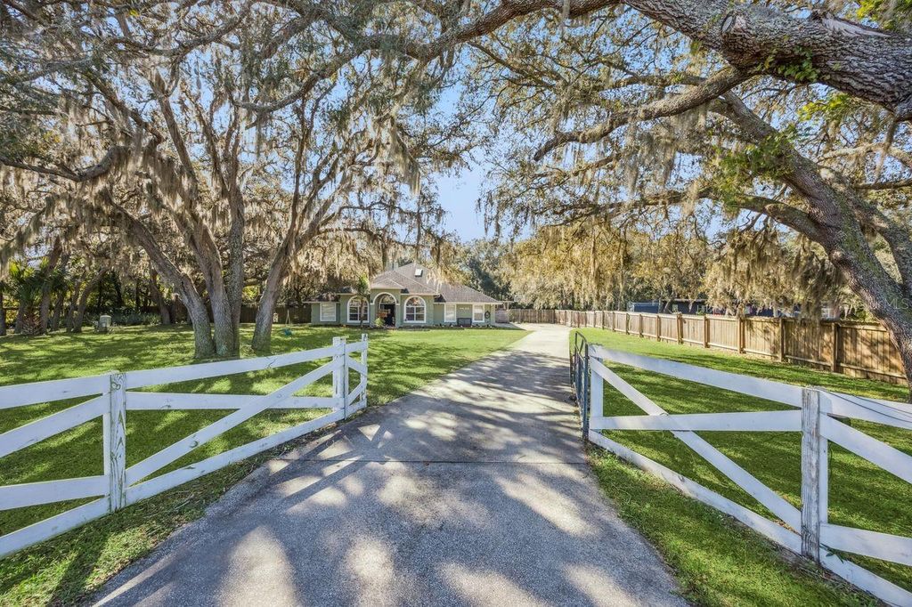 23934 WOLF BRANCH ROAD, Sorrento, FL 32776