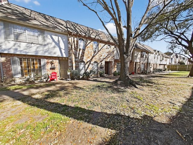 8101 Amelia Road 404, Houston, TX 77055