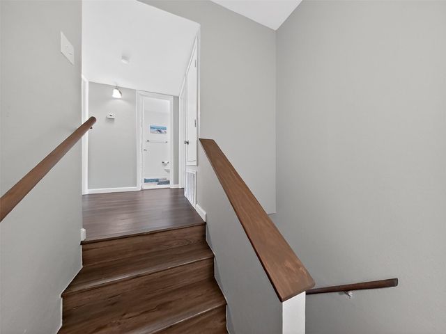 8101 Amelia Road 404, Houston, TX 77055