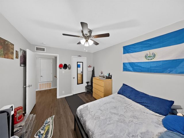 8101 Amelia Road 404, Houston, TX 77055