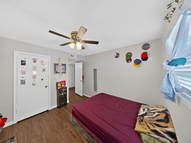 8101 Amelia Road 404, Houston, TX 77055