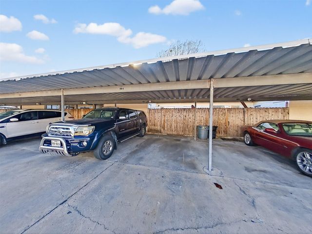 8101 Amelia Road 404, Houston, TX 77055