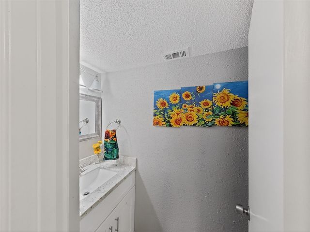 8101 Amelia Road 404, Houston, TX 77055