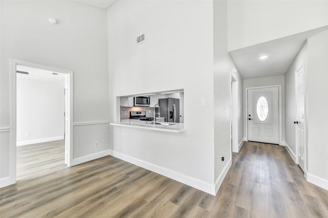 3813 Teakwood Drive, La Porte, TX 77571