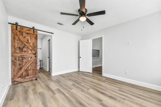 3813 Teakwood Drive, La Porte, TX 77571