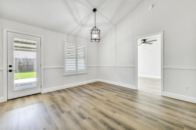 3813 Teakwood Drive, La Porte, TX 77571