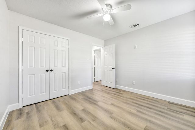 3813 Teakwood Drive, La Porte, TX 77571