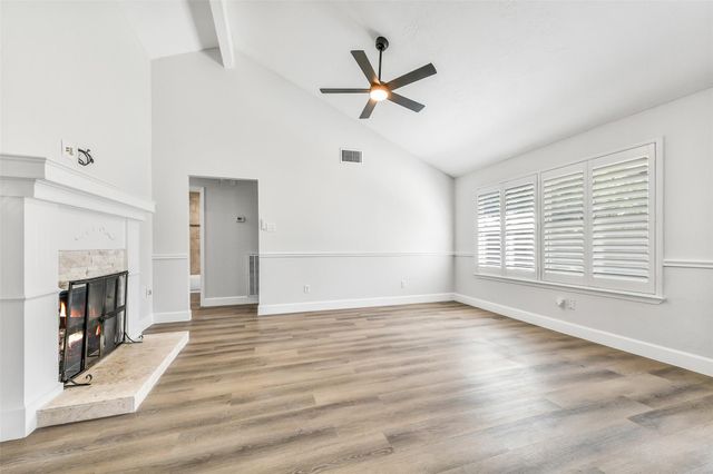 3813 Teakwood Drive, La Porte, TX 77571